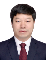 吴华 照片