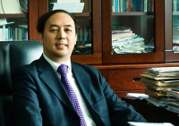 周洪宇 照片
