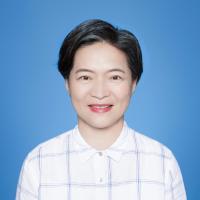 张莉 照片