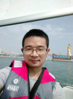 余东亮 照片