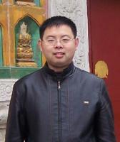 严铮洸 照片