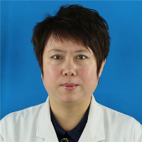 李宏 照片