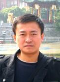 王伟群 照片