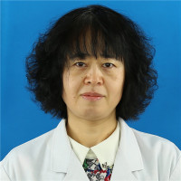 杨微 照片