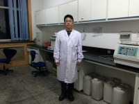 杨铭 照片