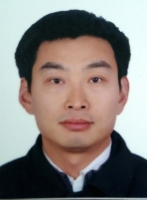常启兵 照片