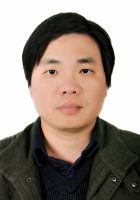 郭俊 照片