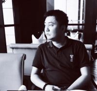 王立皓 照片