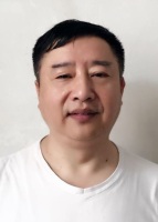 荣一兵 照片