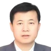 谷诤巍 照片