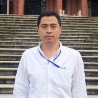 郭鸿鹏 照片