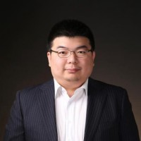 吕航 照片