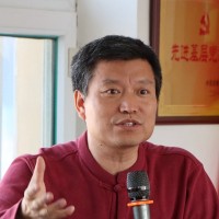 李恩 照片