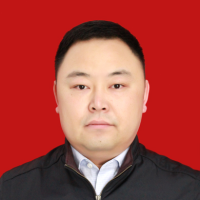 李泓祎 照片