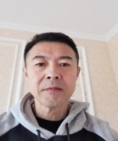 柳钢 照片