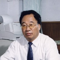 任露泉 照片
