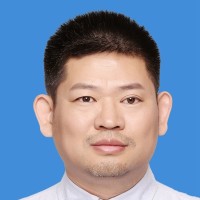 王广亮 照片