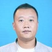 王扬 照片