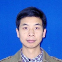 王波 照片