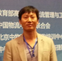 王洪鑫 照片
