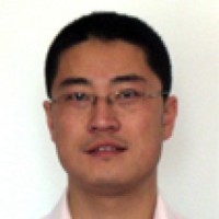 王磊 照片