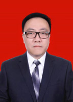 魏巍 照片