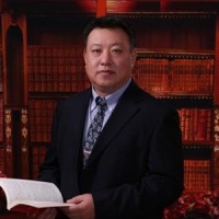 王润伟 照片