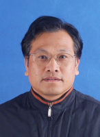 薛瑞坤 照片