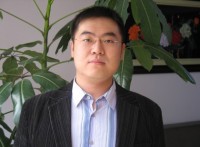 薛铭 照片
