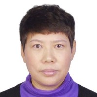 何静 照片