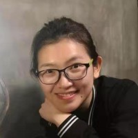 郑倩 照片