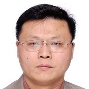 吕超 照片