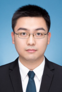 邓丁榕 照片