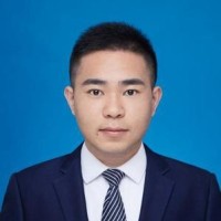 栗振华 照片
