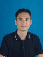 谢坤 照片