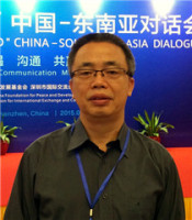 曹云华 照片