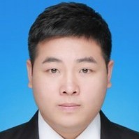 徐明 照片