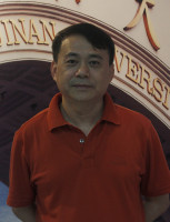 何伟东 照片