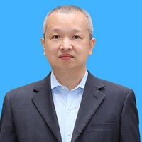 刘益 照片