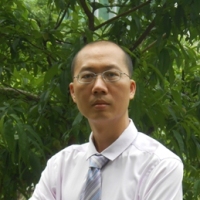 罗志 照片