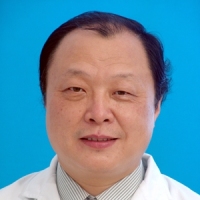 罗新 照片