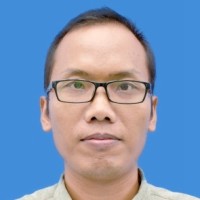 李战军 照片