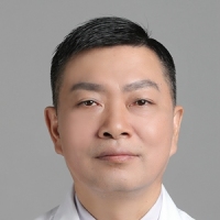 汤绍辉 照片