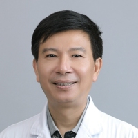韦宏成 照片