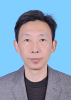 肖毅 照片