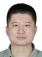 杨哲 照片