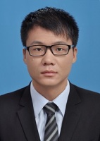 周青伟 照片