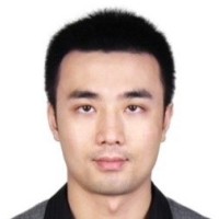 张正平 照片