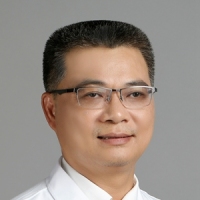 张志东 照片