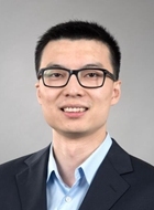 张毅 照片